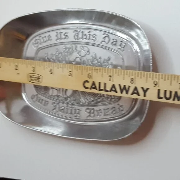 Give Us This Day Our Daily Bread Hand Cast Aluminum Bread Tray Vintage 1977 New - Picture 7 of 7